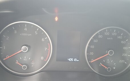 KIA Rio IV, 2018 год, 1 649 000 рублей, 8 фотография