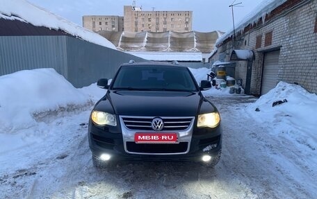 Volkswagen Touareg III, 2009 год, 1 300 000 рублей, 1 фотография