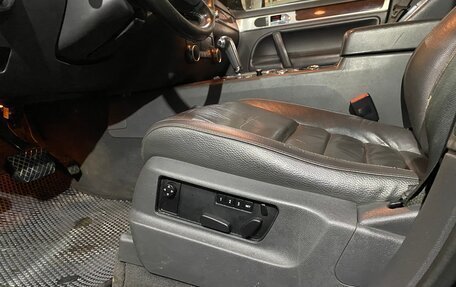 Volkswagen Touareg III, 2009 год, 1 300 000 рублей, 29 фотография