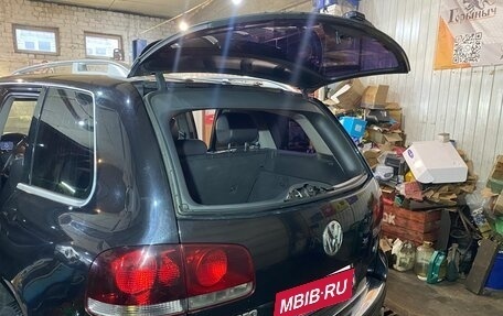 Volkswagen Touareg III, 2009 год, 1 300 000 рублей, 22 фотография
