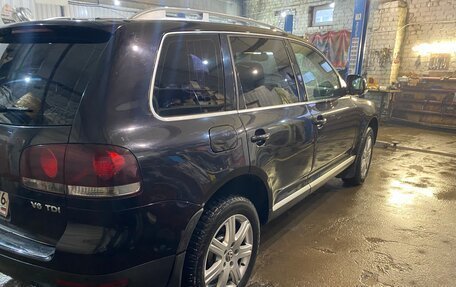 Volkswagen Touareg III, 2009 год, 1 300 000 рублей, 21 фотография