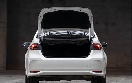 Toyota Corolla, 2022 год, 1 370 000 рублей, 8 фотография