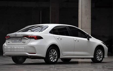 Toyota Corolla, 2022 год, 1 370 000 рублей, 5 фотография