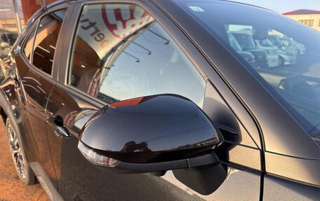 Toyota Yaris Cross, 2024 год, 2 030 000 рублей, 11 фотография