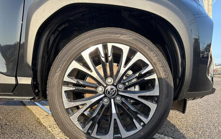 Toyota Yaris Cross, 2024 год, 2 030 000 рублей, 15 фотография