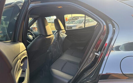 Toyota Yaris Cross, 2024 год, 2 030 000 рублей, 23 фотография