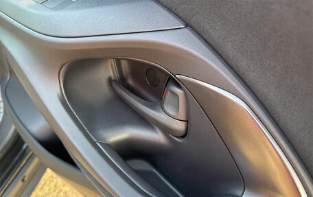 Toyota Yaris Cross, 2024 год, 2 030 000 рублей, 34 фотография