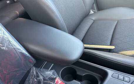 Toyota Yaris Cross, 2024 год, 2 030 000 рублей, 40 фотография