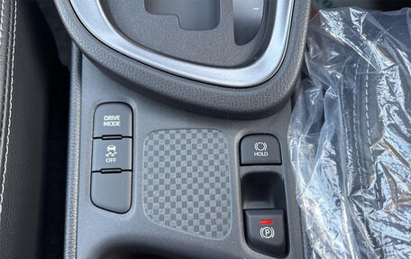 Toyota Yaris Cross, 2024 год, 2 030 000 рублей, 39 фотография