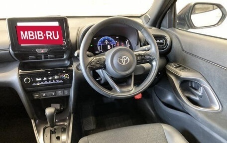 Toyota Yaris Cross, 2025 год, 1 900 000 рублей, 8 фотография