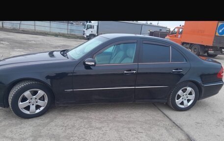 Mercedes-Benz E-Класс, 2005 год, 1 200 000 рублей, 1 фотография