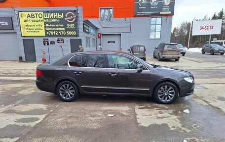 Skoda Superb III рестайлинг, 2008 год, 750 000 рублей, 4 фотография