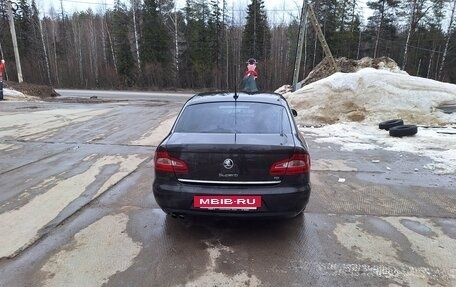 Skoda Superb III рестайлинг, 2008 год, 750 000 рублей, 2 фотография