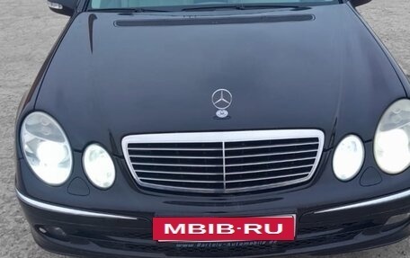 Mercedes-Benz E-Класс, 2005 год, 1 200 000 рублей, 8 фотография