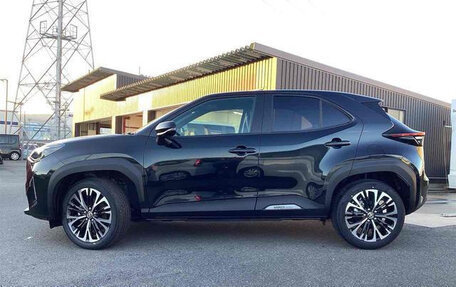 Toyota Yaris Cross, 2024 год, 2 100 000 рублей, 5 фотография