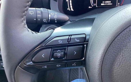 Toyota Yaris Cross, 2024 год, 2 100 000 рублей, 15 фотография