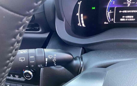 Toyota Yaris Cross, 2024 год, 2 100 000 рублей, 22 фотография