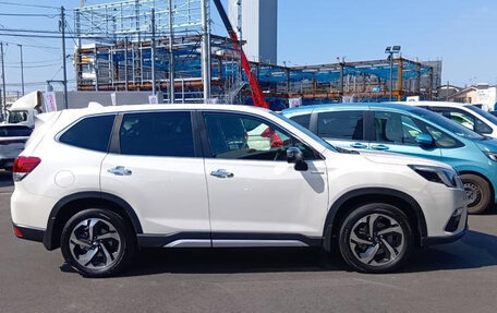 Subaru Forester, 2022 год, 2 320 000 рублей, 3 фотография