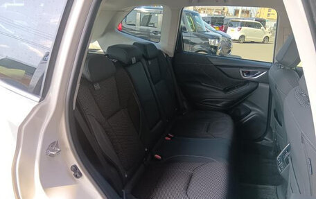 Subaru Forester, 2022 год, 2 320 000 рублей, 9 фотография