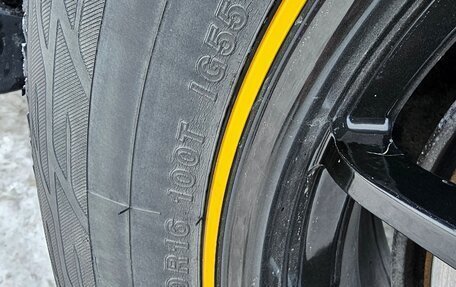 Mitsubishi Outlander III рестайлинг 3, 2018 год, 1 800 000 рублей, 10 фотография