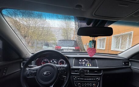 KIA Optima IV, 2018 год, 1 750 000 рублей, 3 фотография