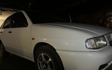 Volkswagen Polo III рестайлинг, 1996 год, 116 000 рублей, 2 фотография