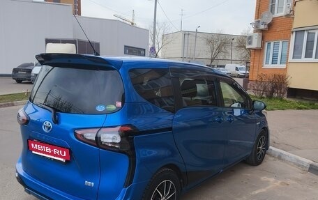 Toyota Sienta II, 2017 год, 1 370 000 рублей, 5 фотография