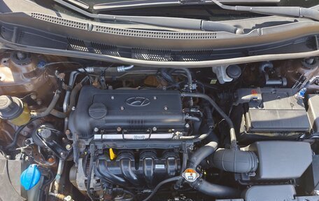 Hyundai Solaris II рестайлинг, 2015 год, 900 000 рублей, 12 фотография