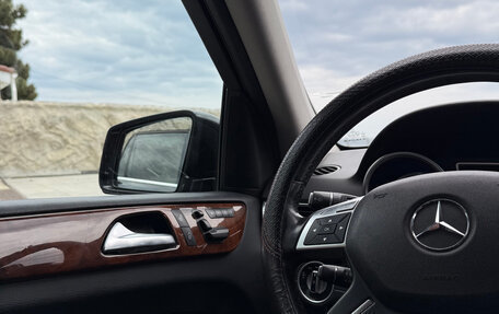 Mercedes-Benz M-Класс, 2012 год, 2 300 000 рублей, 24 фотография