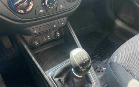 Hyundai Solaris II рестайлинг, 2017 год, 679 000 рублей, 10 фотография