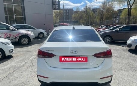 Hyundai Solaris II рестайлинг, 2017 год, 679 000 рублей, 5 фотография