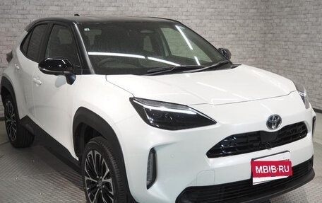 Toyota Yaris Cross, 2026 год, 2 050 000 рублей, 2 фотография