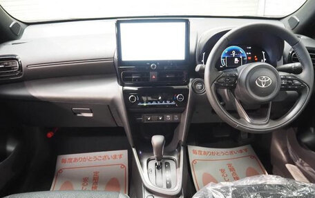 Toyota Yaris Cross, 2026 год, 2 050 000 рублей, 13 фотография