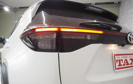 Toyota Yaris Cross, 2026 год, 2 050 000 рублей, 8 фотография