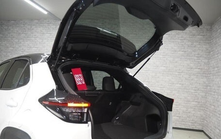 Toyota Yaris Cross, 2026 год, 2 050 000 рублей, 10 фотография