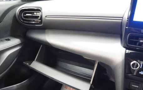 Toyota Yaris Cross, 2026 год, 2 050 000 рублей, 39 фотография