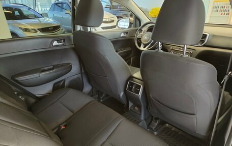 KIA Sportage IV рестайлинг, 2018 год, 2 170 000 рублей, 8 фотография