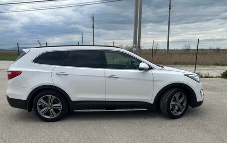 Hyundai Santa Fe III рестайлинг, 2014 год, 2 850 000 рублей, 2 фотография