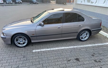 BMW 5 серия, 2000 год, 750 000 рублей, 5 фотография
