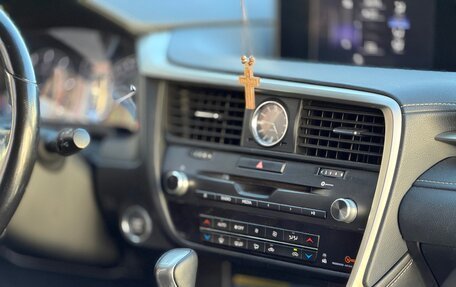 Lexus RX IV рестайлинг, 2016 год, 3 150 000 рублей, 22 фотография