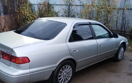 Toyota Camry, 2000 год, 560 000 рублей, 5 фотография