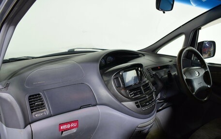 Toyota Estima III рестайлинг -2, 2000 год, 697 000 рублей, 13 фотография