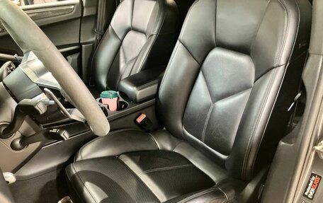 Porsche Macan I рестайлинг, 2017 год, 4 090 000 рублей, 5 фотография