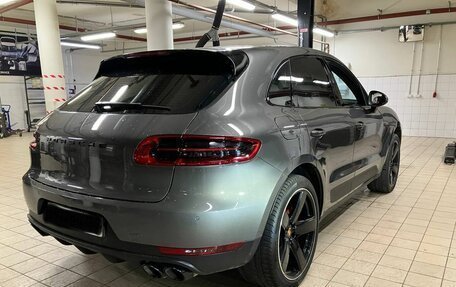 Porsche Macan I рестайлинг, 2017 год, 4 090 000 рублей, 2 фотография