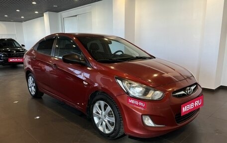 Hyundai Solaris II рестайлинг, 2011 год, 599 000 рублей, 1 фотография
