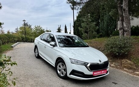 Skoda Octavia IV, 2021 год, 2 250 000 рублей, 1 фотография