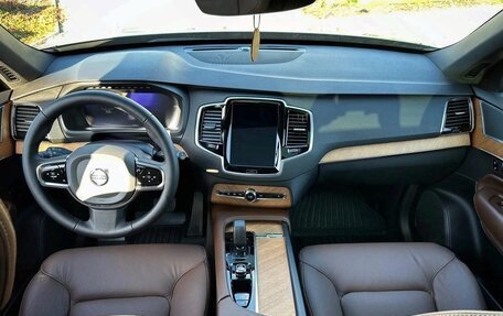 Volvo XC90 II рестайлинг, 2024 год, 5 300 000 рублей, 10 фотография