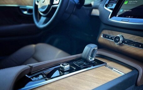 Volvo XC90 II рестайлинг, 2024 год, 5 300 000 рублей, 17 фотография