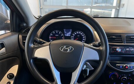 Hyundai Solaris II рестайлинг, 2011 год, 599 000 рублей, 10 фотография