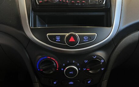 Hyundai Solaris II рестайлинг, 2011 год, 599 000 рублей, 15 фотография